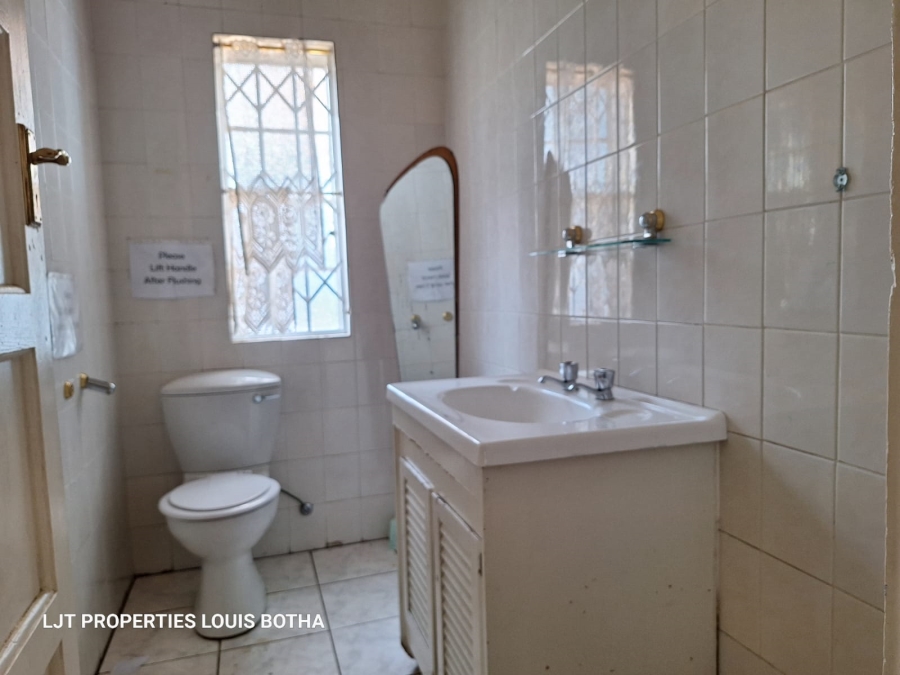 4 Bedroom Property for Sale in Orange Grove Gauteng
