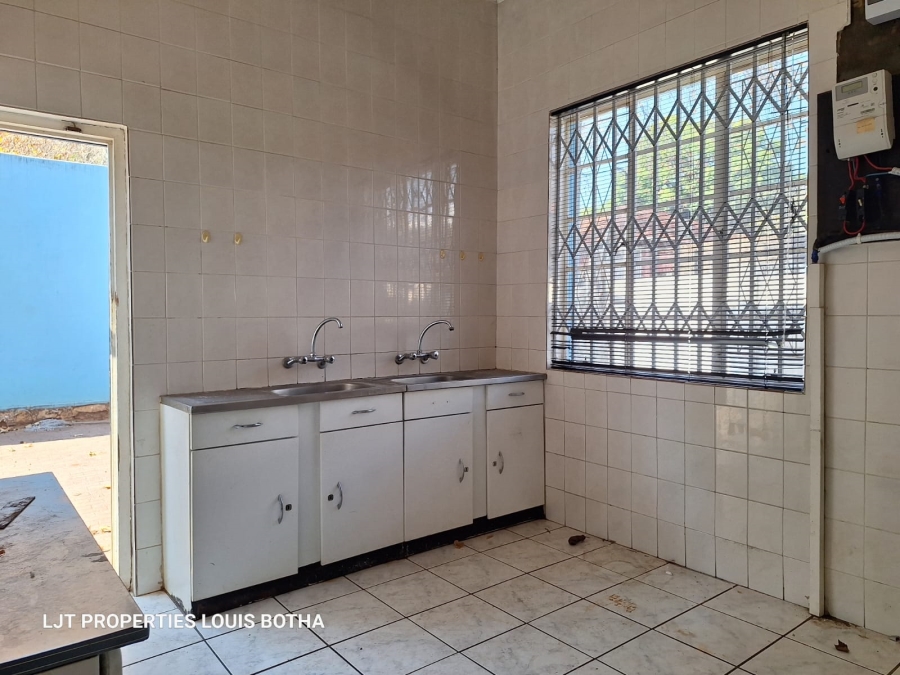 4 Bedroom Property for Sale in Orange Grove Gauteng