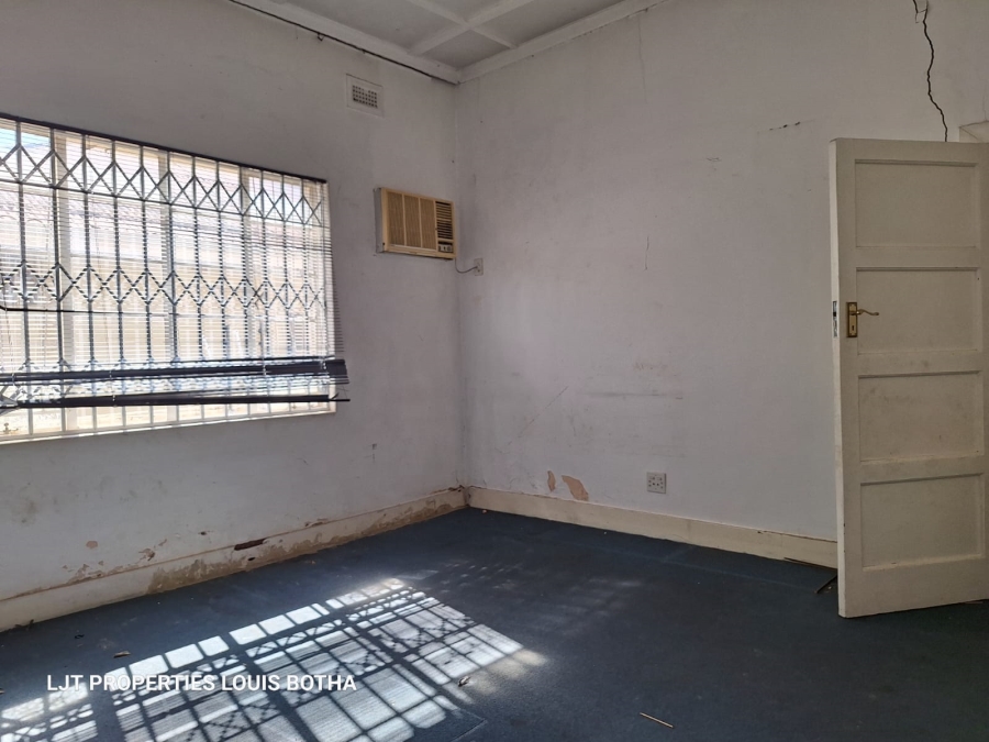 4 Bedroom Property for Sale in Orange Grove Gauteng