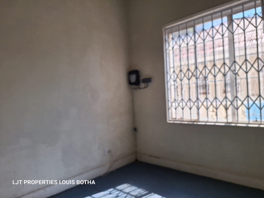 4 Bedroom Property for Sale in Orange Grove Gauteng