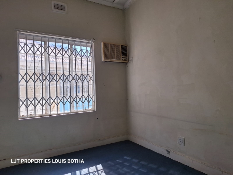 4 Bedroom Property for Sale in Orange Grove Gauteng