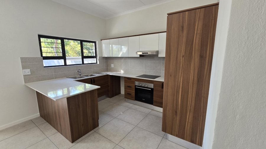 To Let 4 Bedroom Property for Rent in Sunninghill Gauteng
