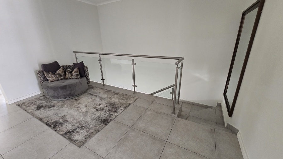 To Let 4 Bedroom Property for Rent in Sunninghill Gauteng