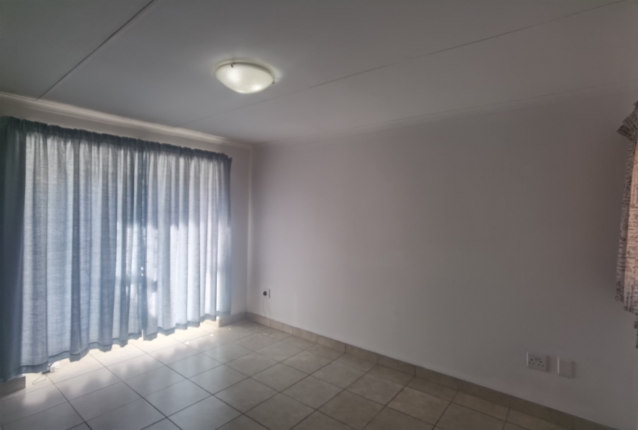 2 Bedroom Property for Sale in Equestria Gauteng
