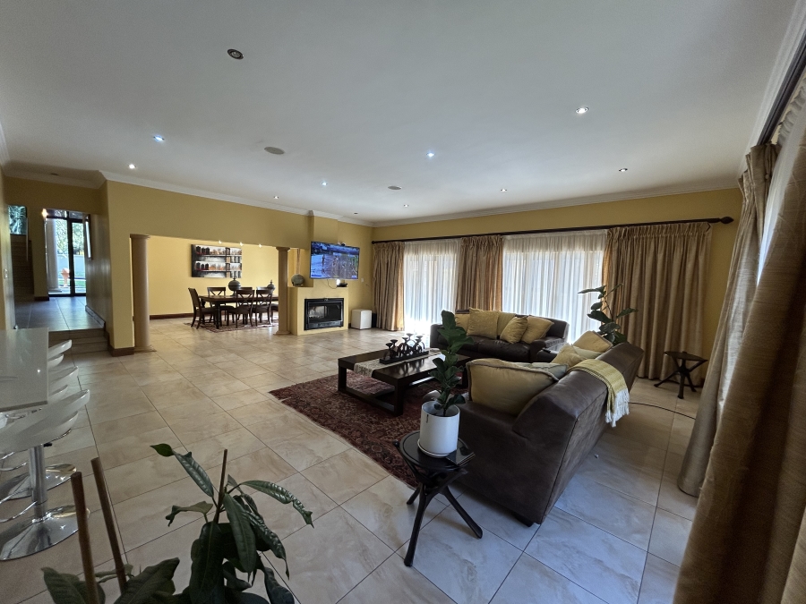 7 Bedroom Property for Sale in Savannah Hills Estate Gauteng