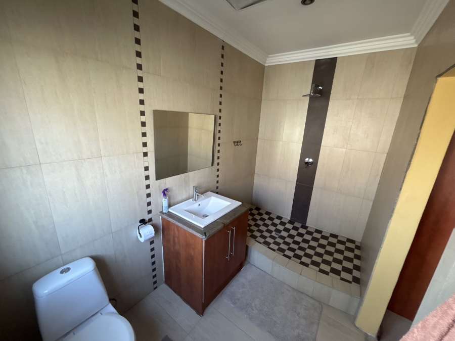 7 Bedroom Property for Sale in Savannah Hills Estate Gauteng