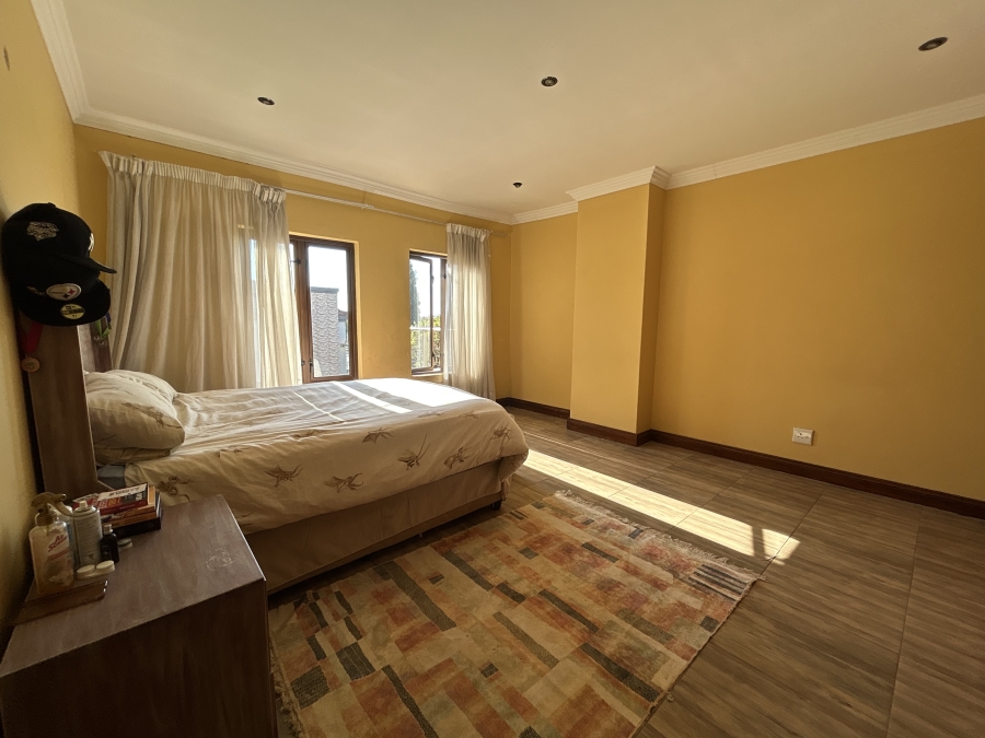 7 Bedroom Property for Sale in Savannah Hills Estate Gauteng