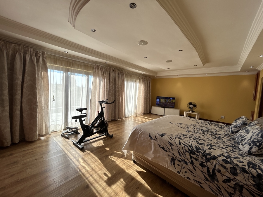 7 Bedroom Property for Sale in Savannah Hills Estate Gauteng