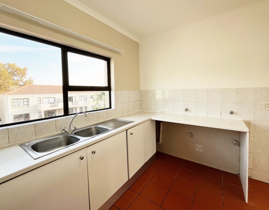 To Let 2 Bedroom Property for Rent in Cheltondale Gauteng