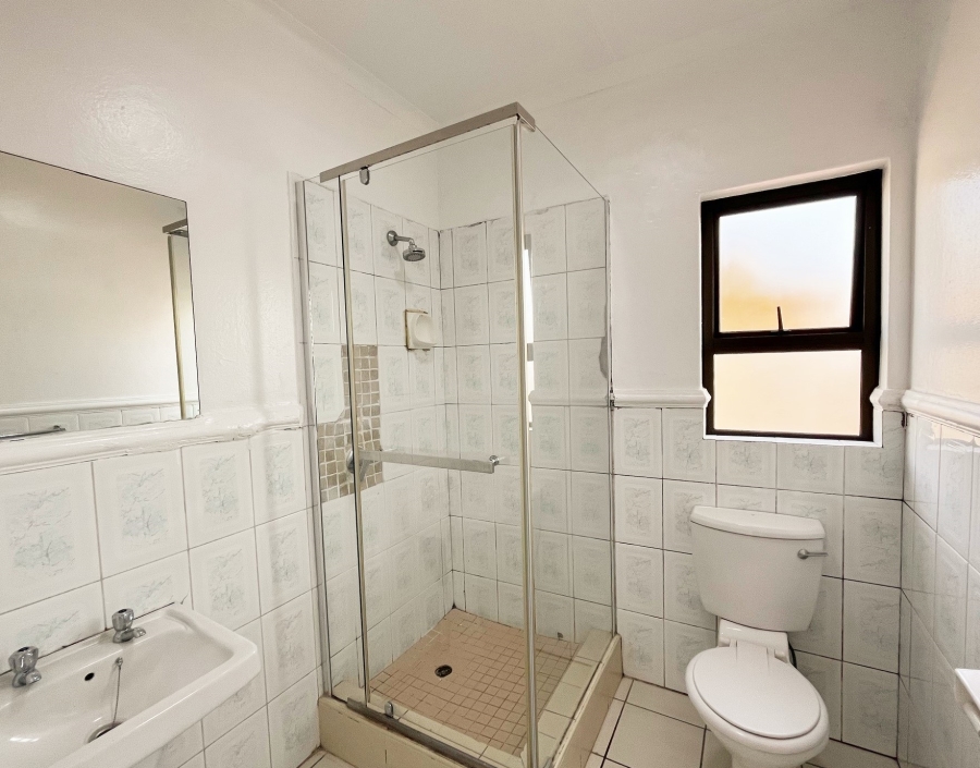To Let 2 Bedroom Property for Rent in Cheltondale Gauteng