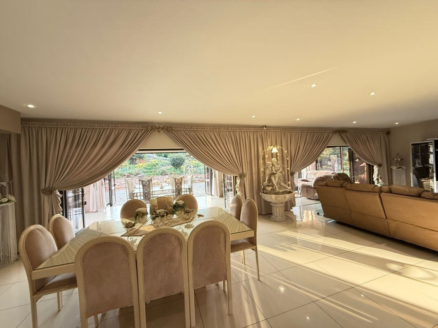 5 Bedroom Property for Sale in Blue Saddle Ranches Gauteng