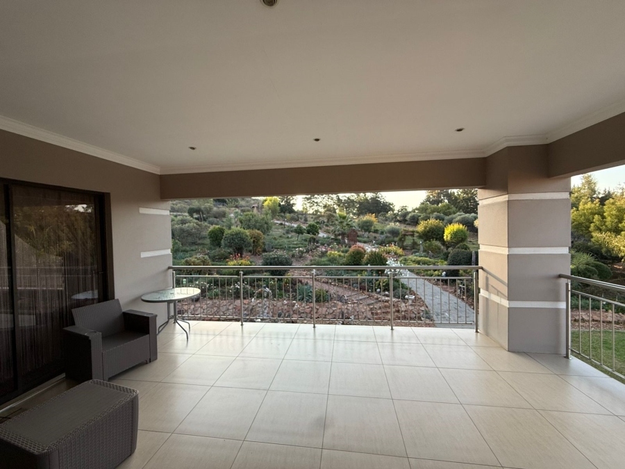 5 Bedroom Property for Sale in Blue Saddle Ranches Gauteng