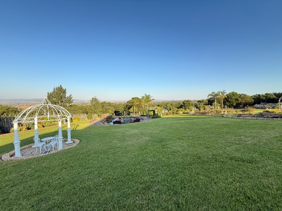 5 Bedroom Property for Sale in Blue Saddle Ranches Gauteng