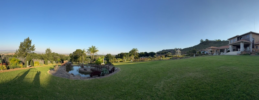 5 Bedroom Property for Sale in Blue Saddle Ranches Gauteng
