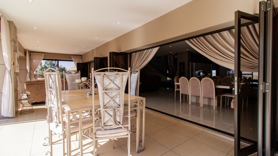 5 Bedroom Property for Sale in Blue Saddle Ranches Gauteng