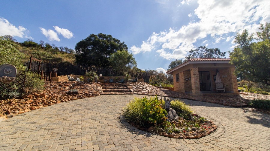 5 Bedroom Property for Sale in Blue Saddle Ranches Gauteng