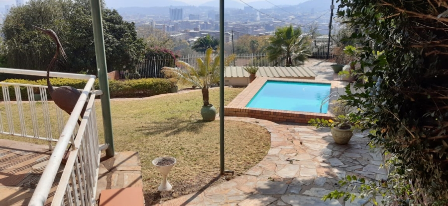 4 Bedroom Property for Sale in Muckleneuk Gauteng