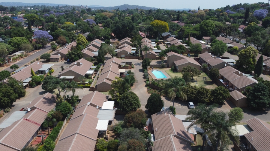 3 Bedroom Property for Sale in La Montagne Gauteng