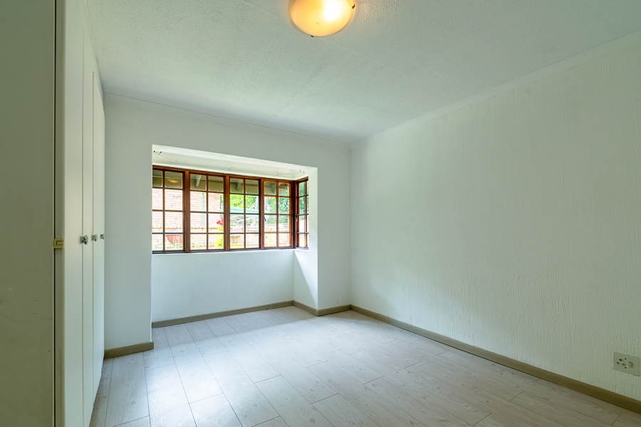 4 Bedroom Property for Sale in Die Wilgers Gauteng