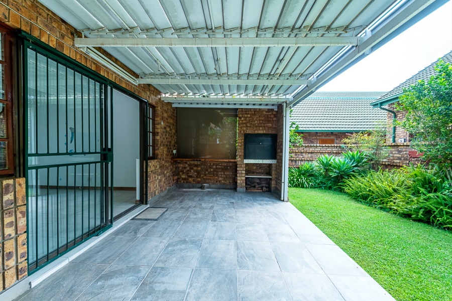 4 Bedroom Property for Sale in Die Wilgers Gauteng