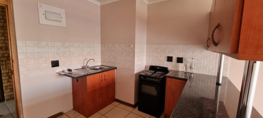 1 Bedroom Property for Sale in Hillcrest Gauteng
