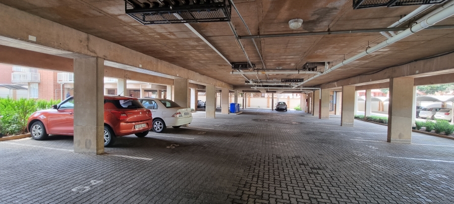 1 Bedroom Property for Sale in Hillcrest Gauteng
