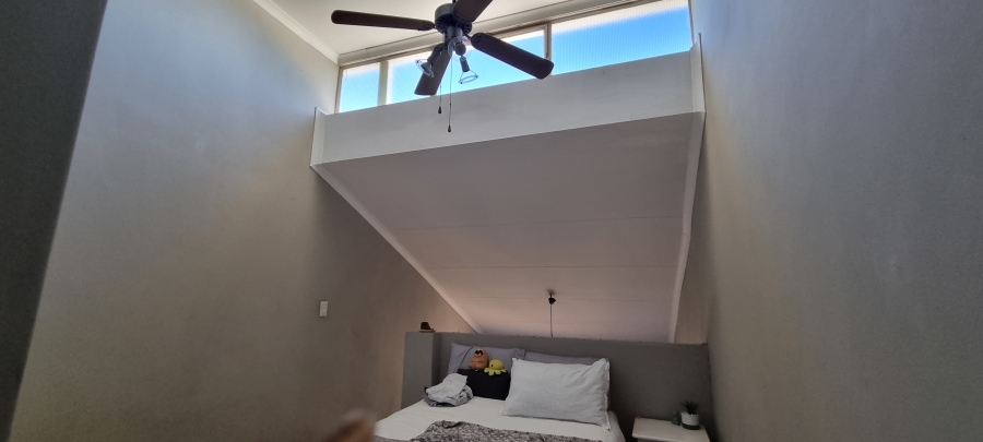 1 Bedroom Property for Sale in Hillcrest Gauteng