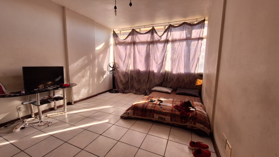 1 Bedroom Property for Sale in Sunnyside Gauteng