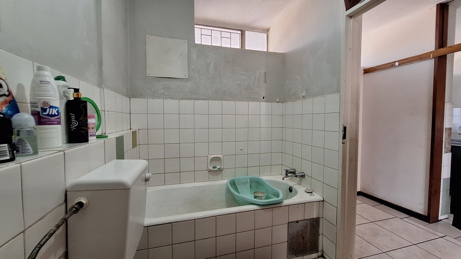 1 Bedroom Property for Sale in Sunnyside Gauteng