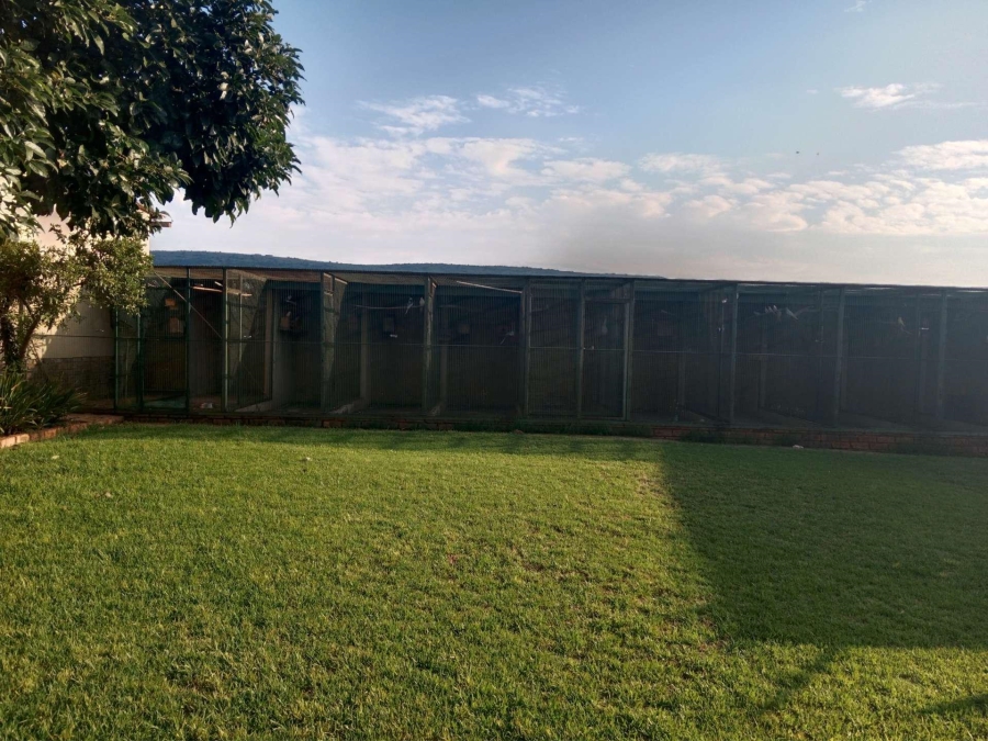 7 Bedroom Property for Sale in Swacina Park A H Gauteng