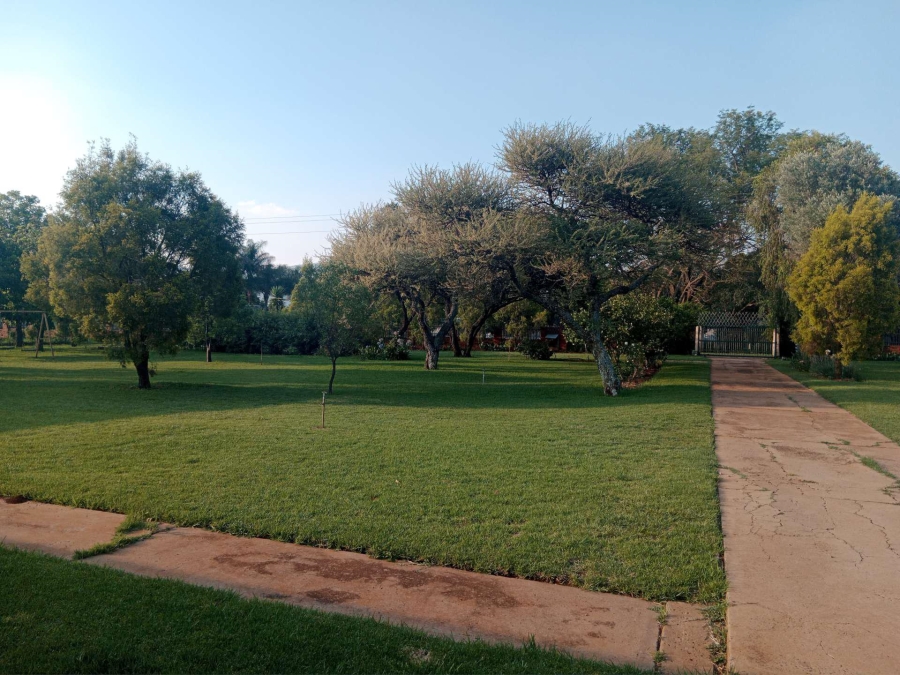 7 Bedroom Property for Sale in Swacina Park A H Gauteng