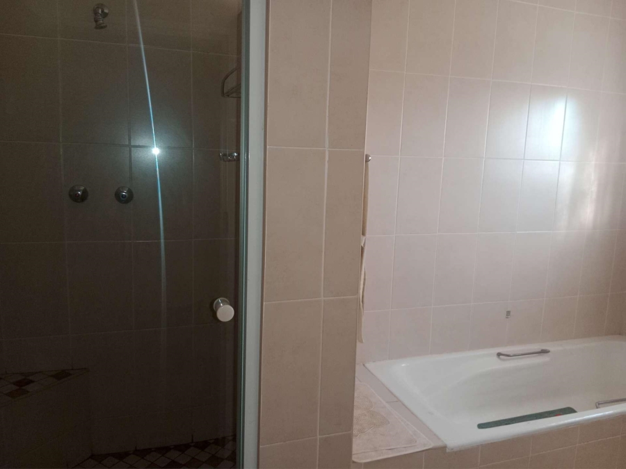 7 Bedroom Property for Sale in Swacina Park A H Gauteng