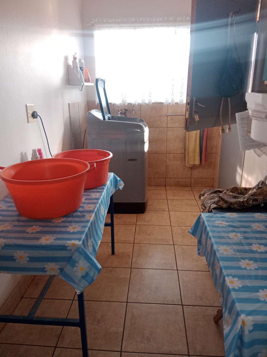 7 Bedroom Property for Sale in Swacina Park A H Gauteng