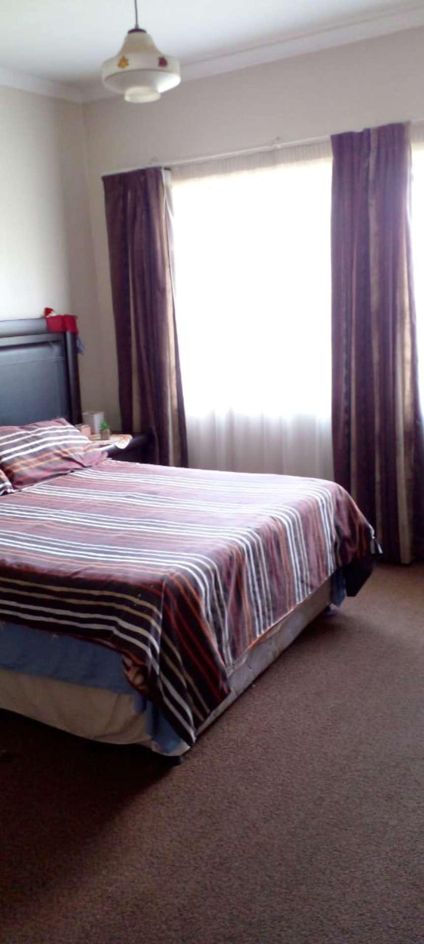 7 Bedroom Property for Sale in Swacina Park A H Gauteng