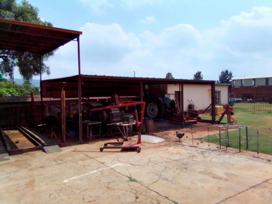 7 Bedroom Property for Sale in Swacina Park A H Gauteng