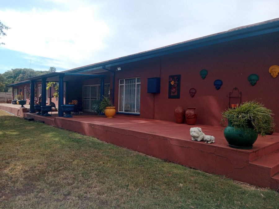 5 Bedroom Property for Sale in Swacina Park A H Gauteng