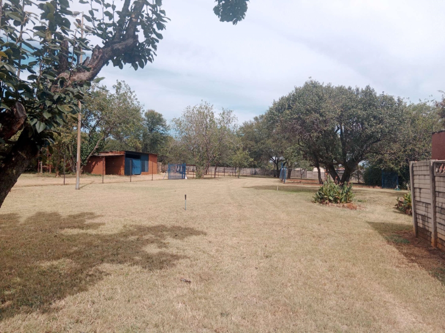 5 Bedroom Property for Sale in Swacina Park A H Gauteng