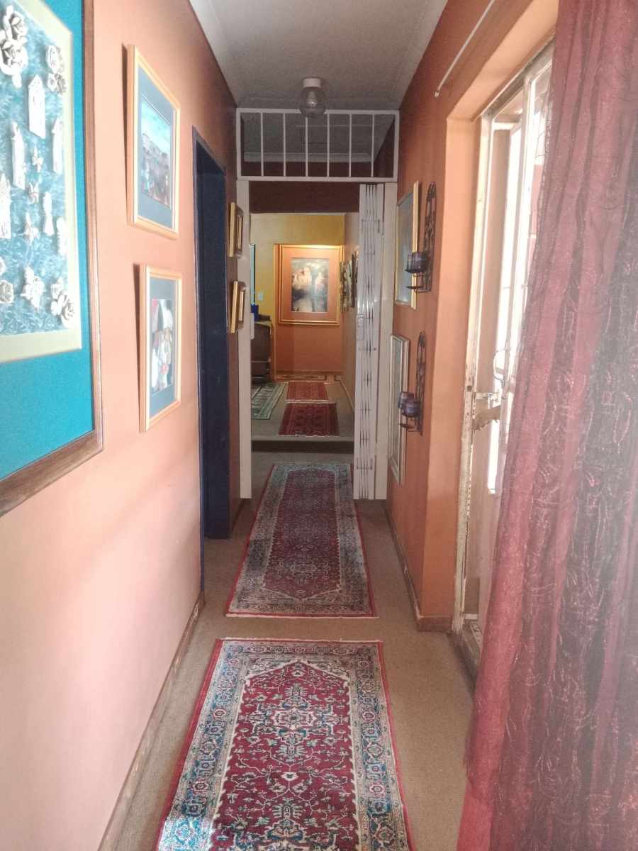 5 Bedroom Property for Sale in Swacina Park A H Gauteng