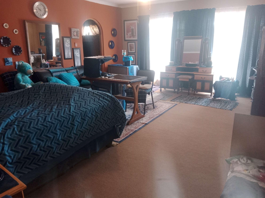 5 Bedroom Property for Sale in Swacina Park A H Gauteng