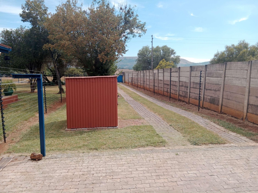 5 Bedroom Property for Sale in Swacina Park A H Gauteng
