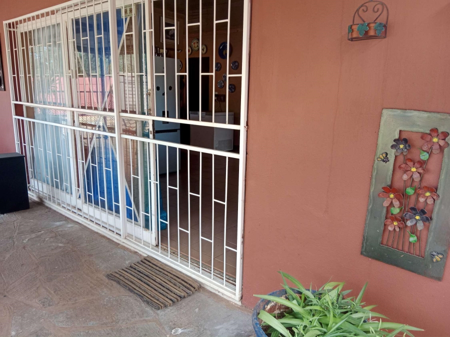 5 Bedroom Property for Sale in Swacina Park A H Gauteng
