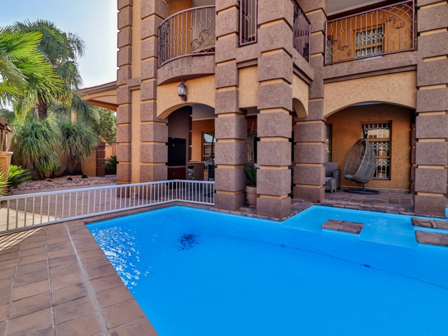 4 Bedroom Property for Sale in Vanderbijlpark SW 5 Gauteng