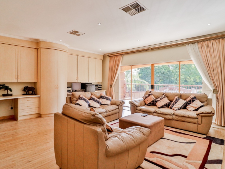 4 Bedroom Property for Sale in Vanderbijlpark SW 5 Gauteng