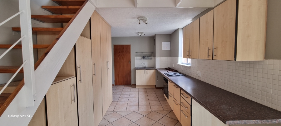 1 Bedroom Property for Sale in Hillcrest Gauteng