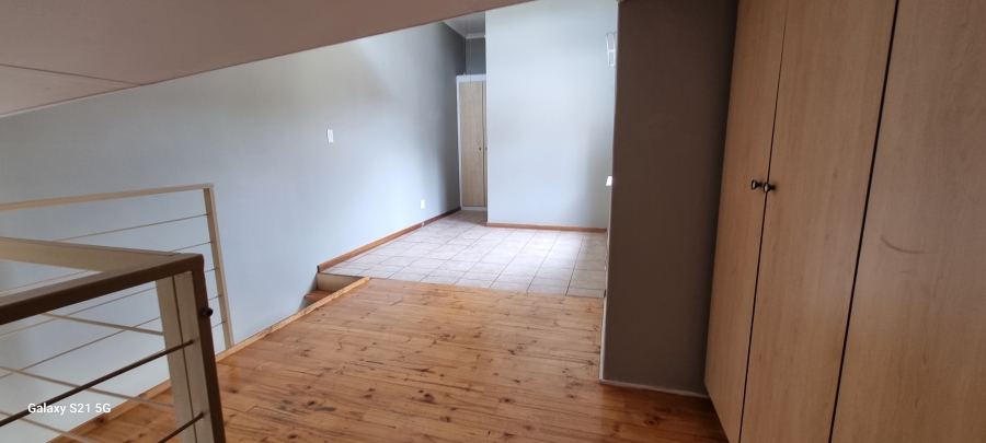 1 Bedroom Property for Sale in Hillcrest Gauteng