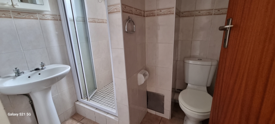 1 Bedroom Property for Sale in Hillcrest Gauteng