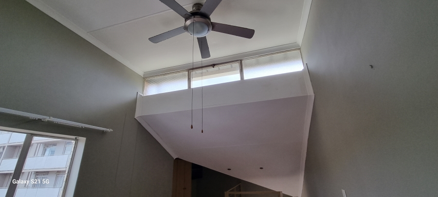 1 Bedroom Property for Sale in Hillcrest Gauteng