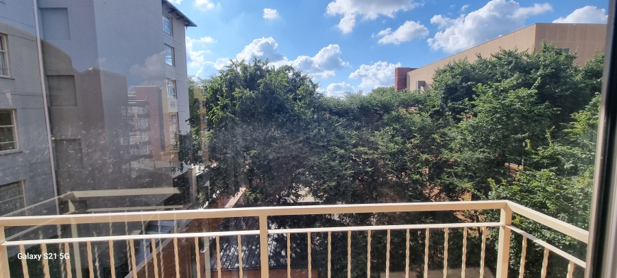 1 Bedroom Property for Sale in Hillcrest Gauteng