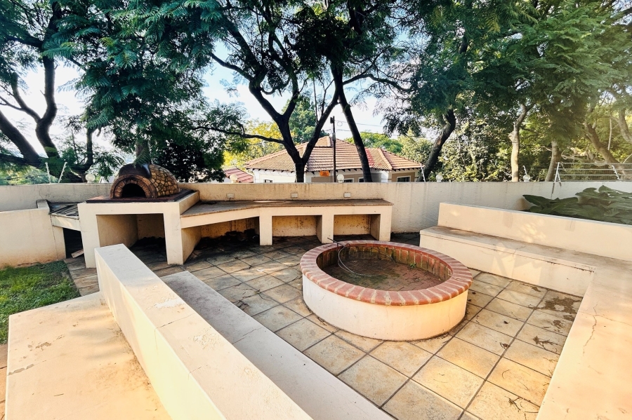 4 Bedroom Property for Sale in Waterkloof Park Gauteng
