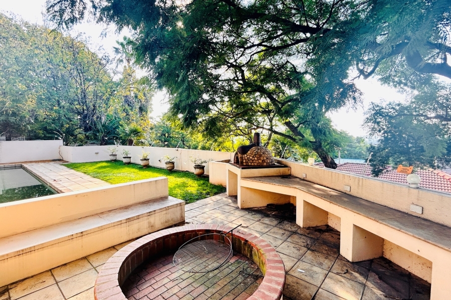 4 Bedroom Property for Sale in Waterkloof Park Gauteng
